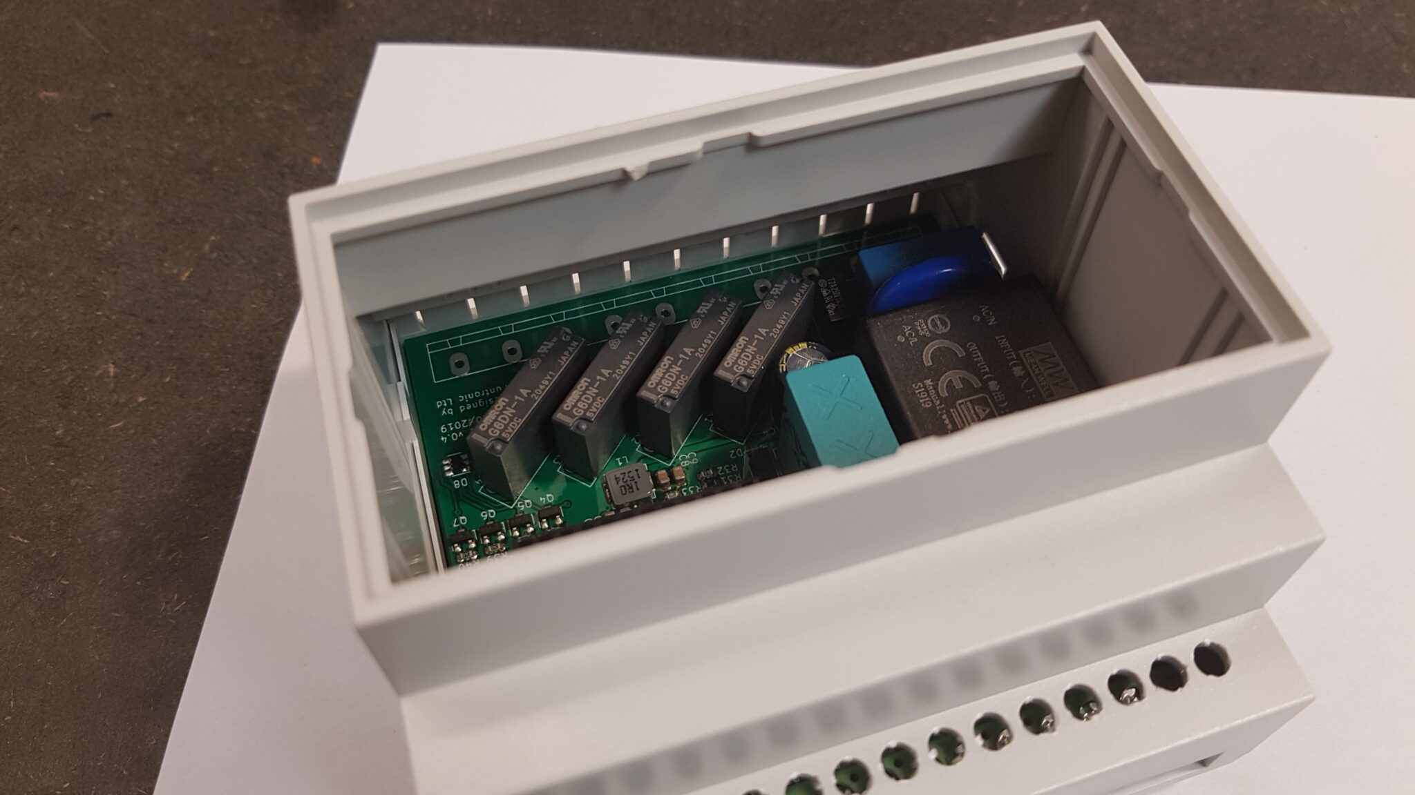 Connected Street Lights Funtronic Ltd